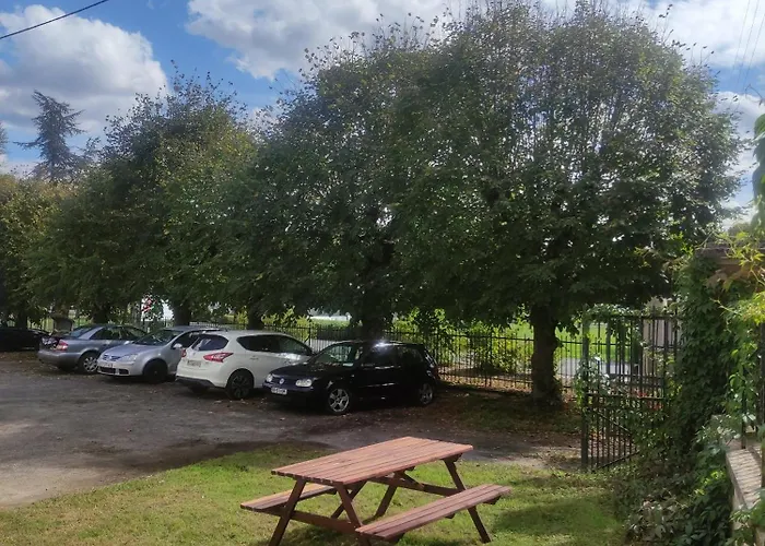 L'ecrin D'emile - Grand Meuble Au Calme شقة Courpiere